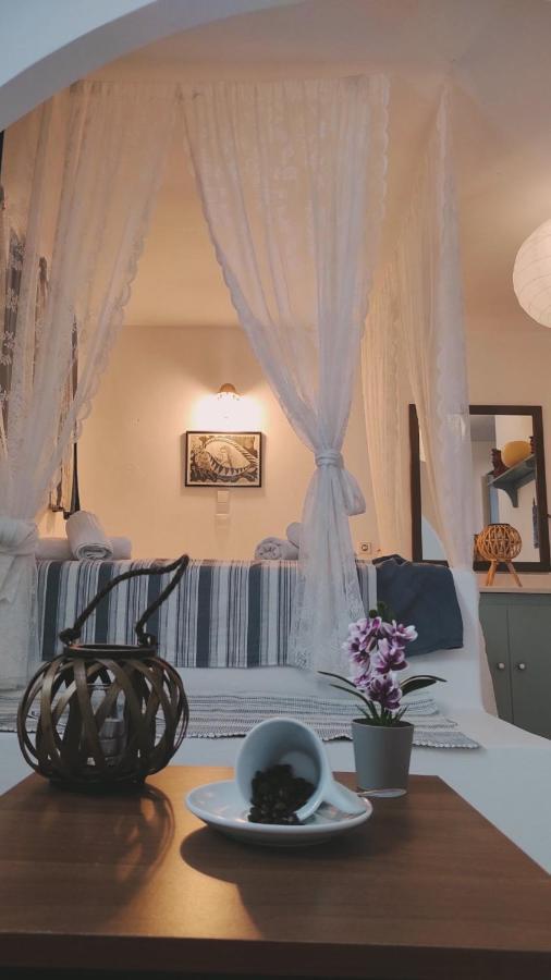 Aparthotel Lampi's Dolphin à Pátmos Extérieur photo