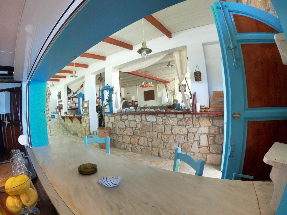 Aparthotel Lampi's Dolphin à Pátmos Extérieur photo